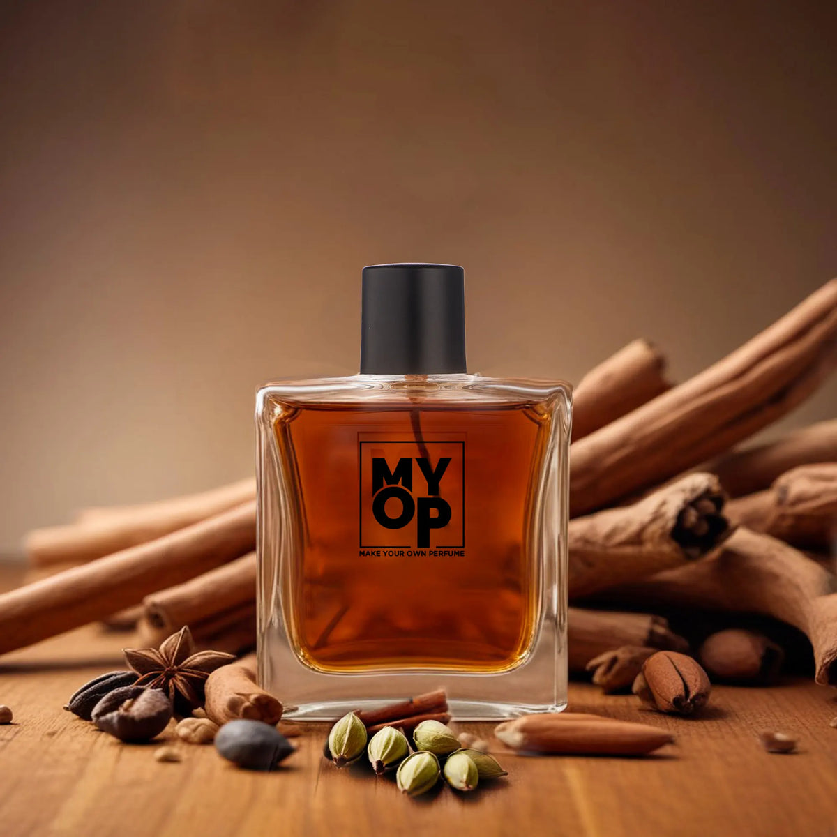 MYOP Calicut Spice luxury perfume: a long-lasting oriental unisex fragrance featuring warm cinnamon, star anise, and green cardamom notes.
